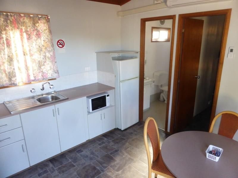 Photo - Peak Hill NSW 2869 - Image 17