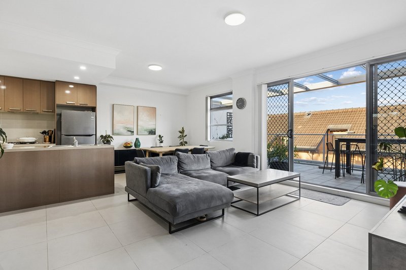 Photo - PH02/6-12 Courallie Avenue, Homebush West NSW 2140 - Image 2