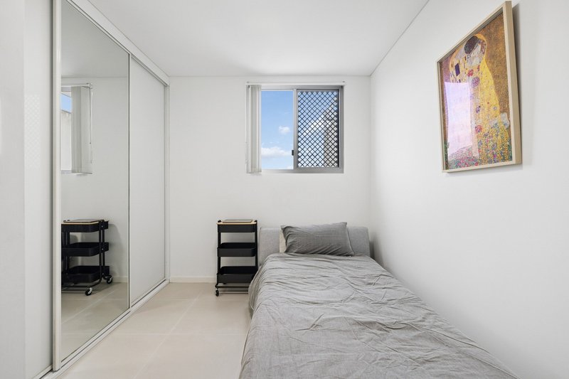 Photo - PH02/6-12 Courallie Avenue, Homebush West NSW 2140 - Image 7
