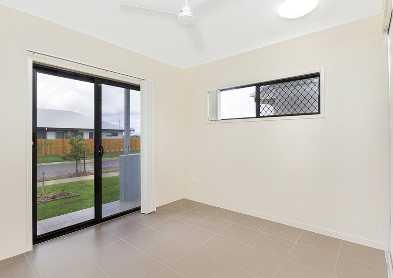 Photo - Rasmussen QLD 4815 - Image 7
