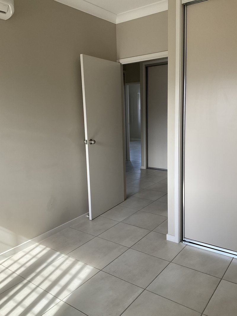 Photo - Rasmussen QLD 4815 - Image 10