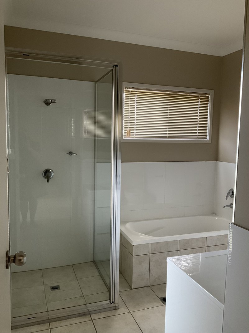 Photo - Rasmussen QLD 4815 - Image 15