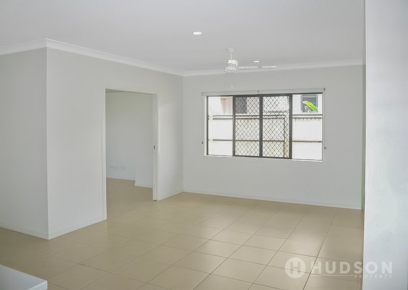 Photo - Redlynch QLD 4870 - Image 7