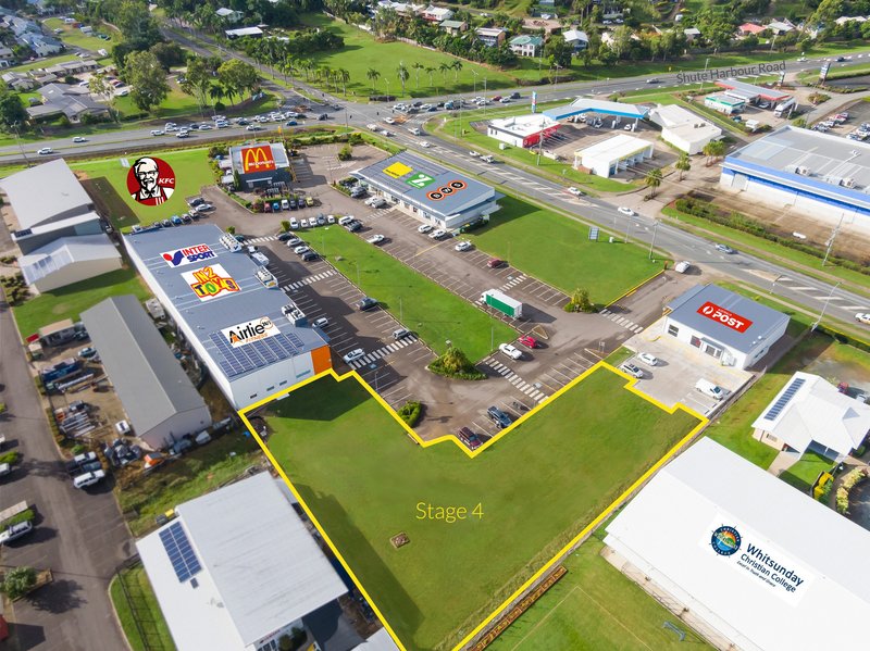 Reef Plaza Cnr Shute Harbour Rd/Paluma Road, Cannonvale QLD 4802