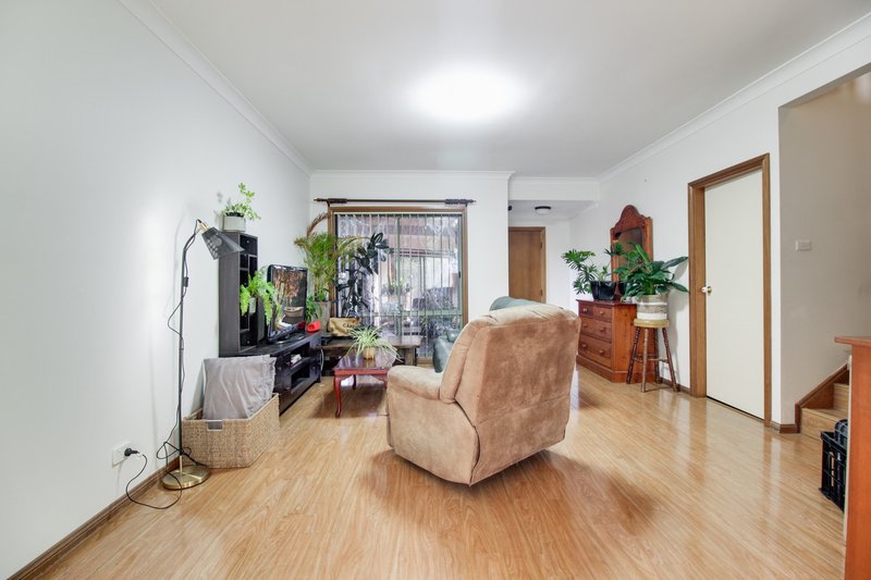 Photo - Room 1 of 2/17 Falder Place, Keiraville NSW 2500 - Image 3