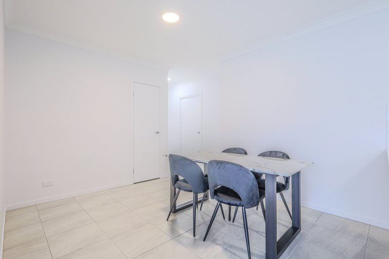Photo - Room 1/29B Amy Street, Morayfield QLD 4506 - Image 11