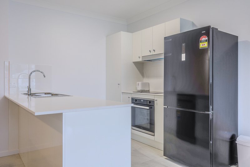 Photo - Room 1/29B Amy Street, Morayfield QLD 4506 - Image 12
