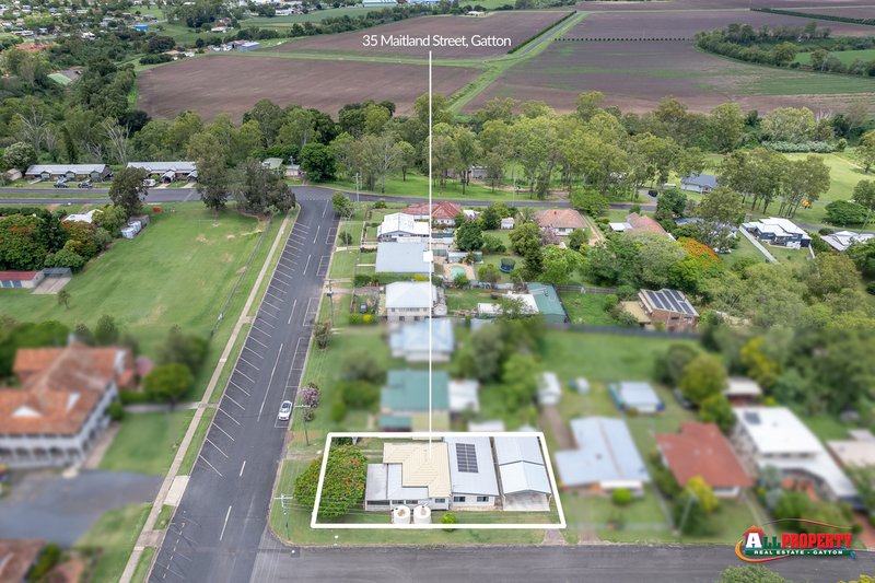 Photo - Room 1/35 Maitland Street, Gatton QLD 4343 - Image 10