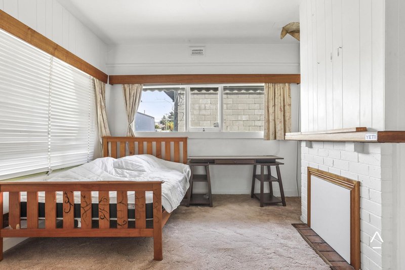 Photo - Room 2-12 Graham Street, Invermay TAS 7248 - Image 1