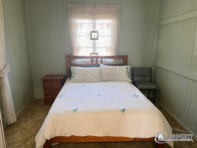 Photo - Room 2/20 East Street, Gatton QLD 4343 - Image 4