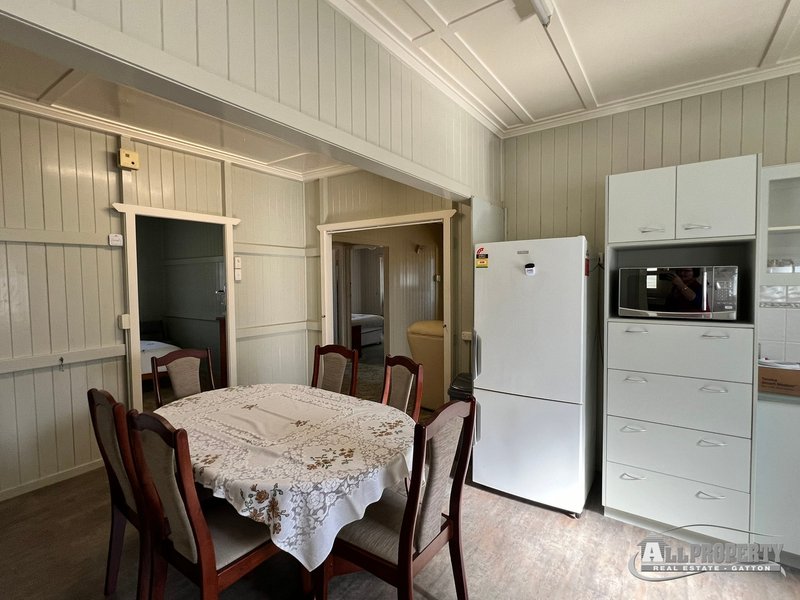 Photo - Room 2/20 East Street, Gatton QLD 4343 - Image 29