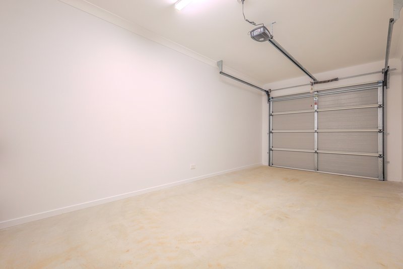 Photo - Room 2/29A Amy Street, Morayfield QLD 4506 - Image 18