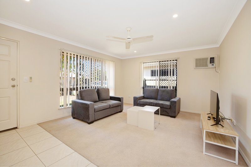 Photo - Room 2/35 Waterlily Circuit, Douglas QLD 4814 - Image 2