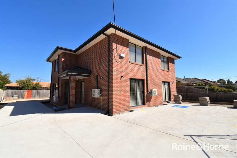 Room 4/18 Gunther Avenue, Springvale VIC 3171