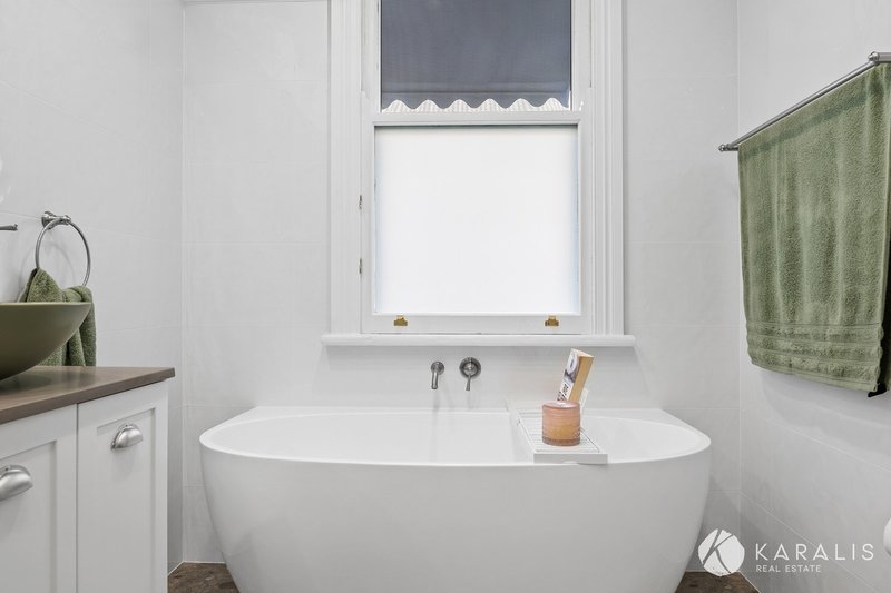 Photo - Room 4/9 Hardgrave Road, West End QLD 4101 - Image 19