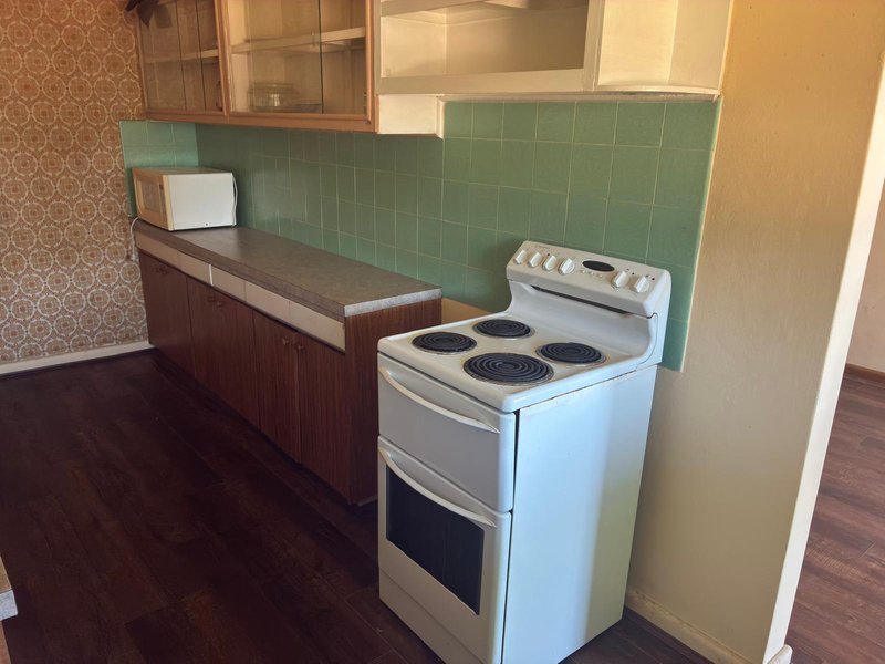 Photo - Room 6/31 Kelly Street, Punchbowl NSW 2196 - Image 13