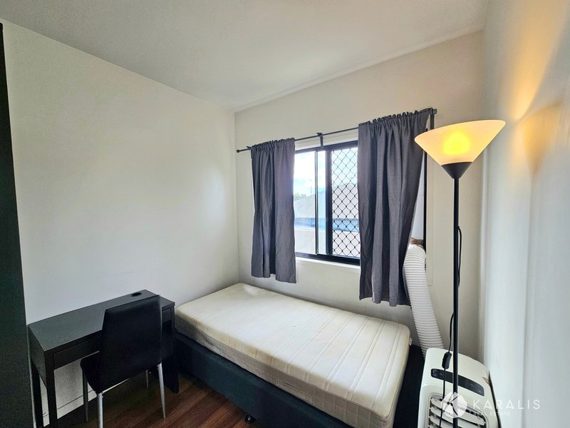 Photo - Room/484 Wynnum Road, Morningside QLD 4170 - Image 3