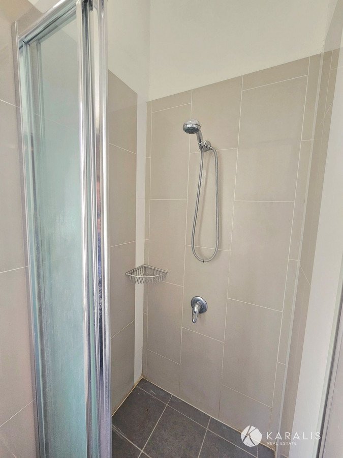 Photo - Room/7 Cox Road, Windsor QLD 4030 - Image 8