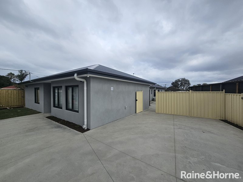 Photo - ROOMS 1-12/19 Annetta Court, Albanvale VIC 3021 - Image 1