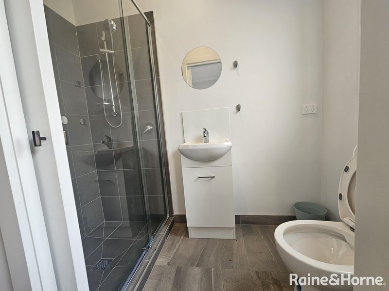 Photo - ROOMS 1-12/19 Annetta Court, Albanvale VIC 3021 - Image 5