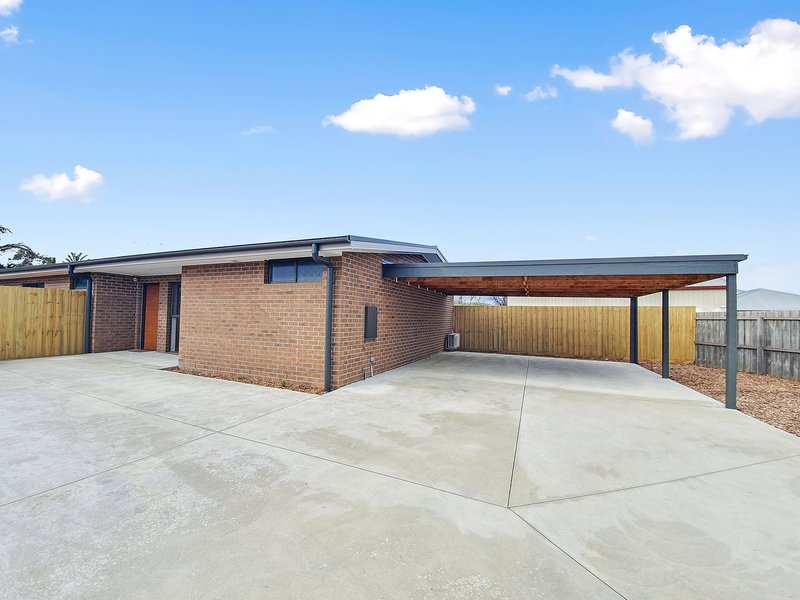 Rooms 1 /21B Lorikeet Court, Leopold VIC 3224