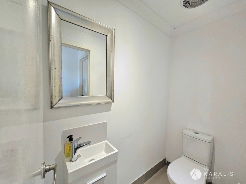 Photo - Rooms/36 Taunton Street, Annerley QLD 4103 - Image 8
