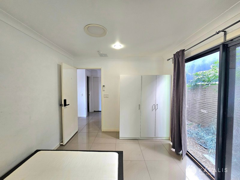 Photo - Rooms/36 Taunton Street, Annerley QLD 4103 - Image 10
