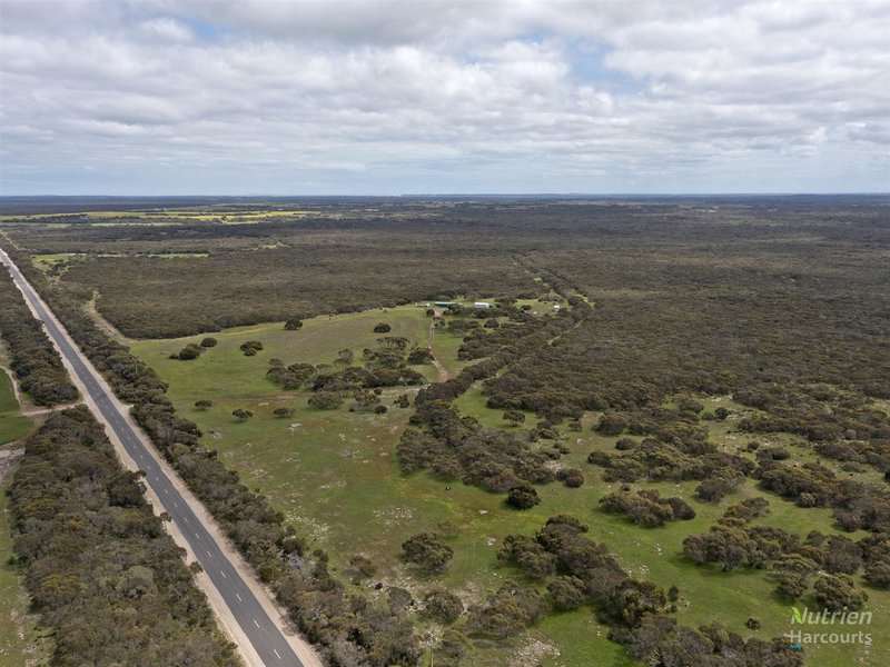 Photo - Sect. 146 Yorke Highway, Warooka SA 5577 - Image 8