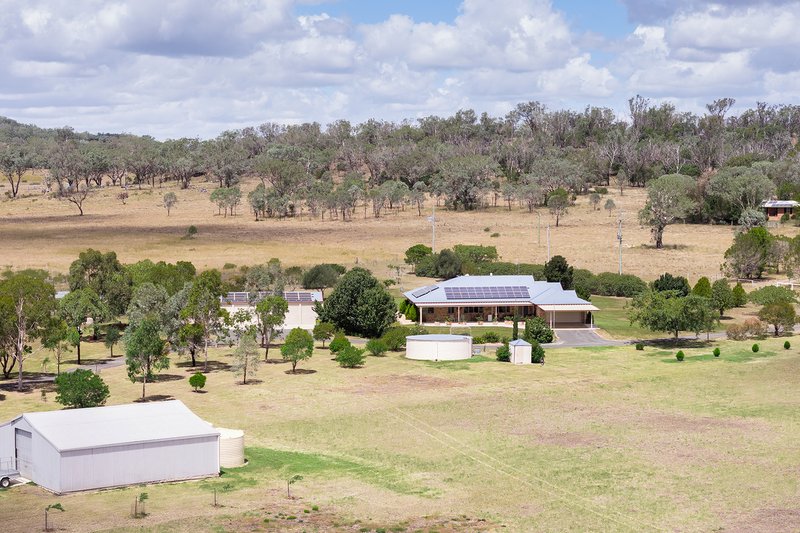 Photo - 'Serenity' 19 Jacob Lane, Linthorpe QLD 4356 - Image 5