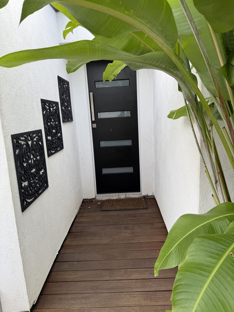 Photo - Shailer Park QLD 4128 - Image 9