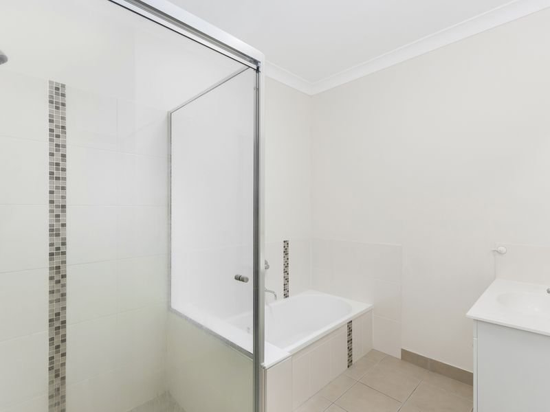 Photo - SHARE HOUSE/7 Paddington Terrace, Douglas QLD 4814 - Image 5