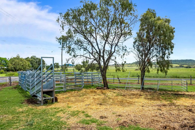 Photo - "South Glen" Cnr Cronin Road & Stoneleigh Road, Linthorpe QLD 4356 - Image 25