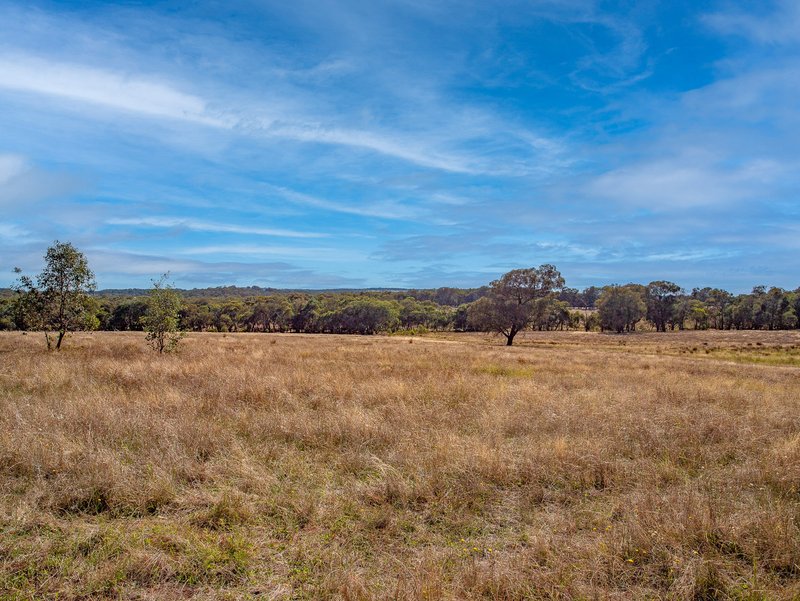 Photo - Springhurst VIC 3682 - Image 9