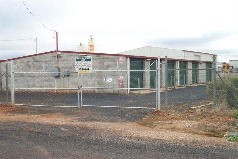 Photo - Storage Sheds Royal Street, Parkes NSW 2870 - Image