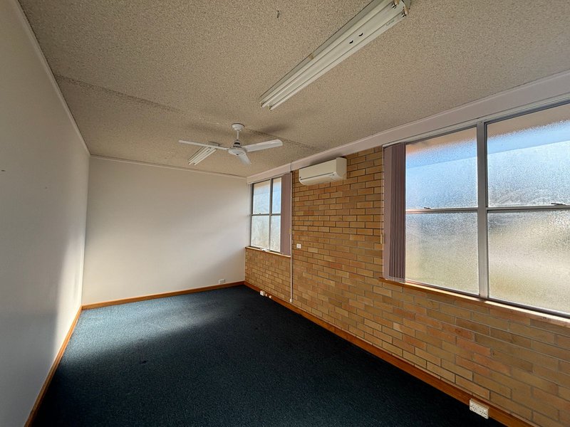 Photo - Suite 1/80 Wynter Street, Taree NSW 2430 - Image 5