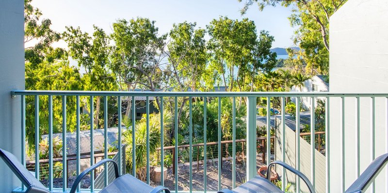 Photo - Sunset Waters 2/3 Banksia Court, Hamilton Island QLD 4803 - Image 15