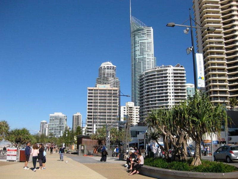 Photo - Surfers Paradise QLD 4217 - Image 8