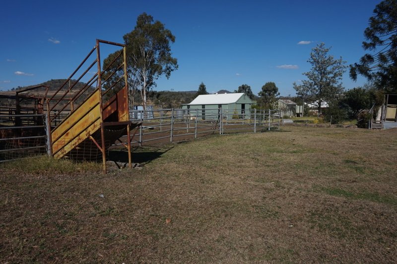 Photo - 'Torwoodlea' 1023 Greenmount-Hirstvale Road, Hirstglen QLD 4359 - Image 5