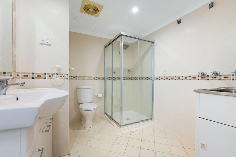 Photo - Tower 2 Unit 1705/588B-600 Railway Parade, Hurstville NSW 2220 - Image 5