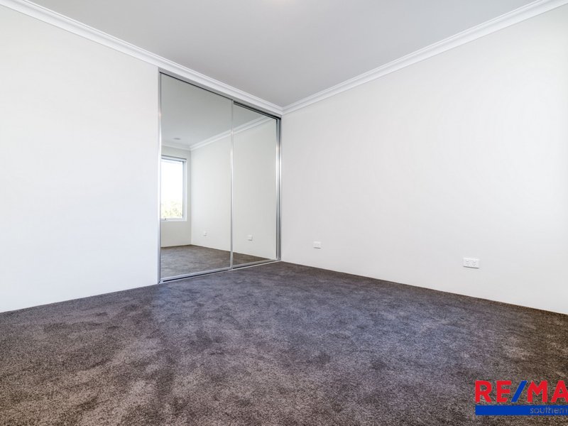 Photo - U5/5 Lena Street, Beckenham WA 6107 - Image 14