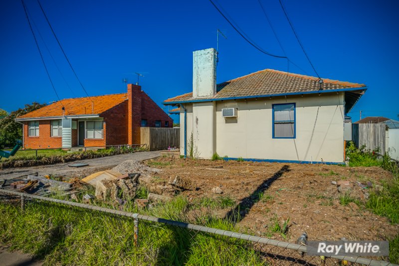 Photo - Unit 1 103 Bladin Street, Laverton VIC 3028 - Image 2