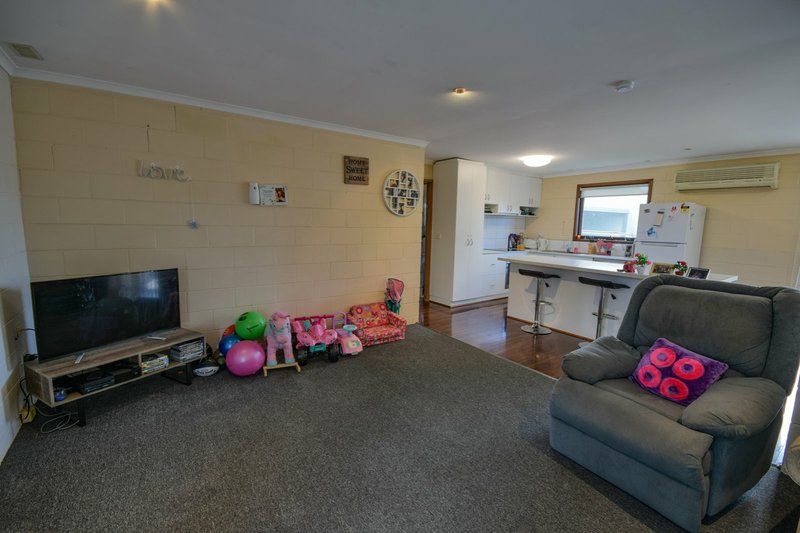 Photo - Unit 1, 2, 3 & 4/54 Main Road, Paynesville VIC 3880 - Image 4