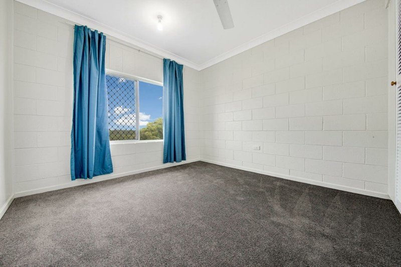 Photo - Unit 1 & 2/2 Elizabeth Street, Tannum Sands QLD 4680 - Image 6