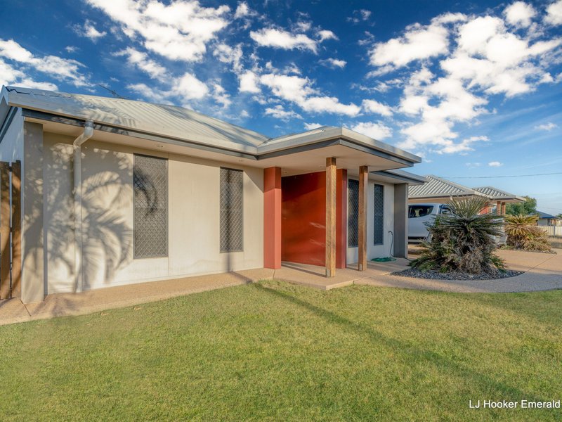 Photo - Unit 1 & 2/228 Borilla Street, Emerald QLD 4720 - Image 3