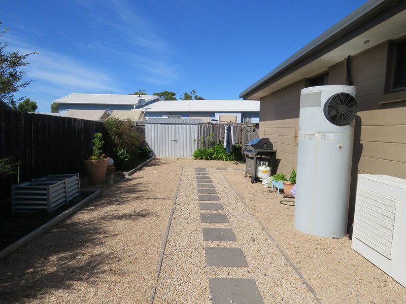 Photo - Unit 1 & 2/58 Vaughan Street, Paynesville VIC 3880 - Image 15