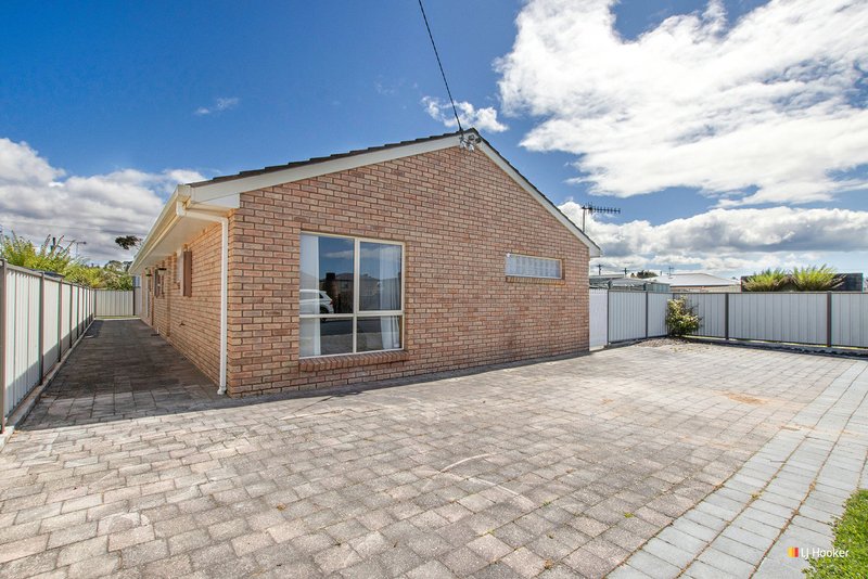 Photo - Unit 1 & 2/6 John Street, Wynyard TAS 7325 - Image 7