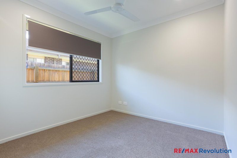 Photo - Unit 1 & 2/7 Maynor Court, Yarrabilba QLD 4207 - Image 8