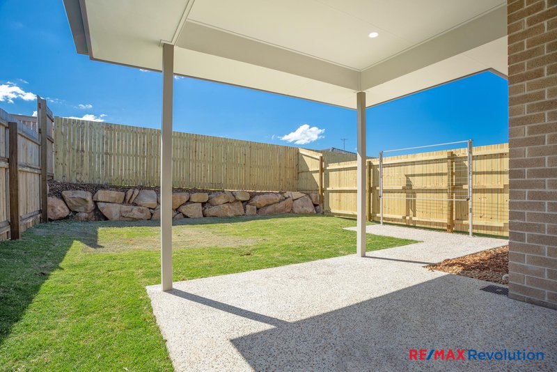 Photo - Unit 1 & 2/7 Maynor Court, Yarrabilba QLD 4207 - Image 11