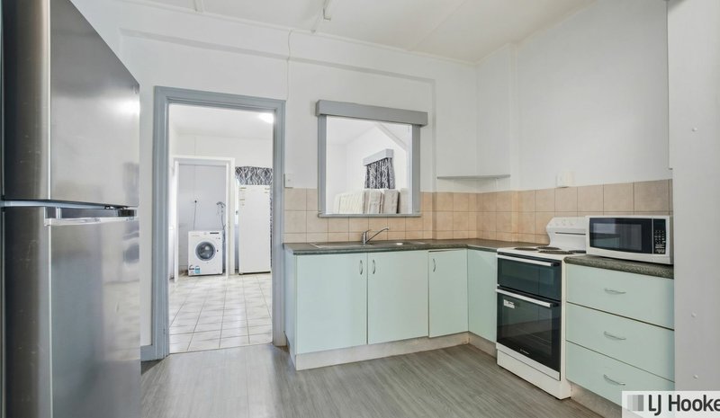 Photo - Unit 1 & 2/9 Thurles Street, Tully QLD 4854 - Image 3