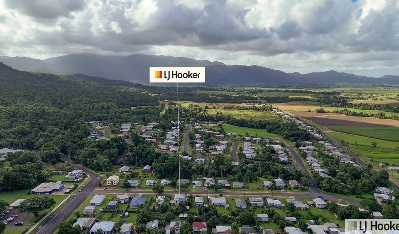 Photo - Unit 1 & 2/9 Thurles Street, Tully QLD 4854 - Image 16